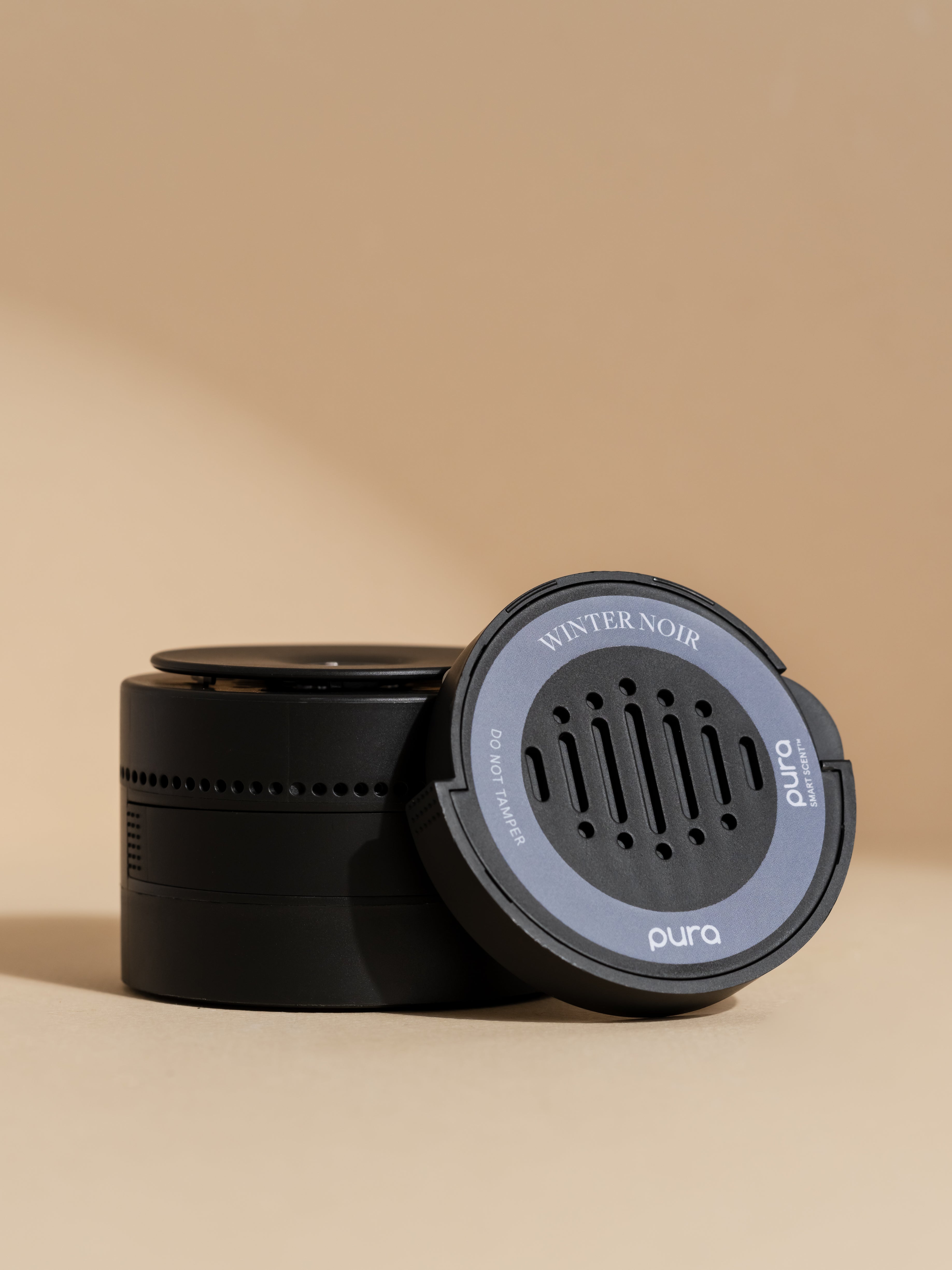 Winter Noir - Modern Fragrance Moment